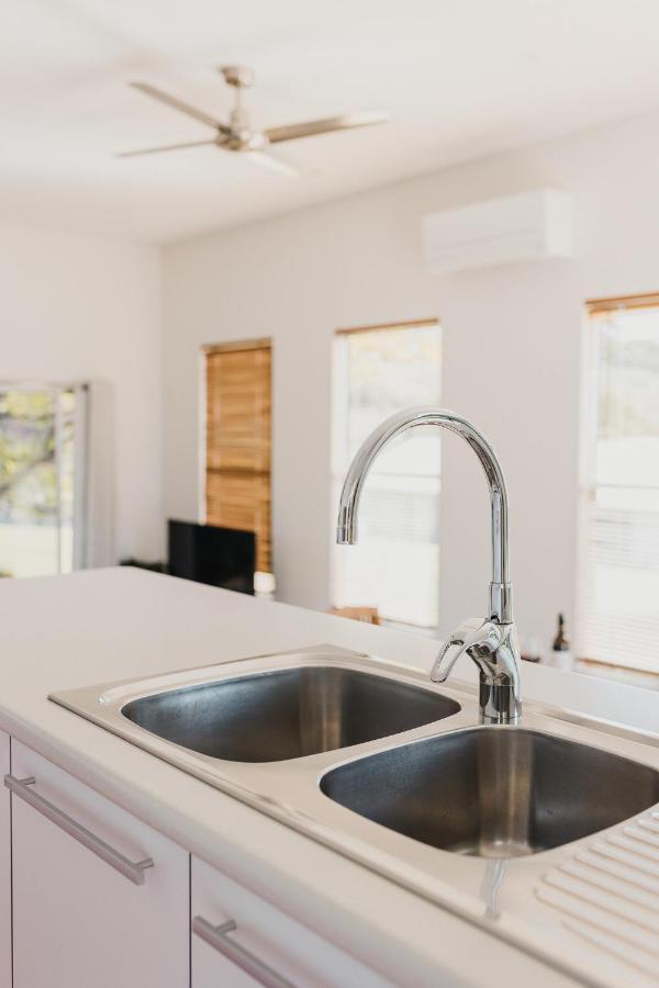 S T U D I O 22 Peaceful Retreat With Garden Views Apartment Port Lincoln Luaran gambar